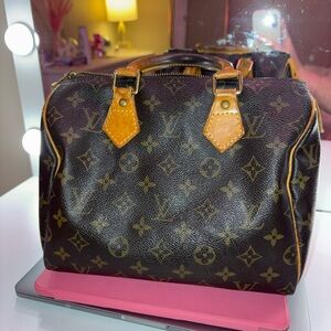 Authentic Louis Vuttion Purse
